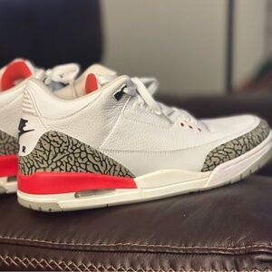 Jordan Retro 3 Men’s Sneakers Size 13